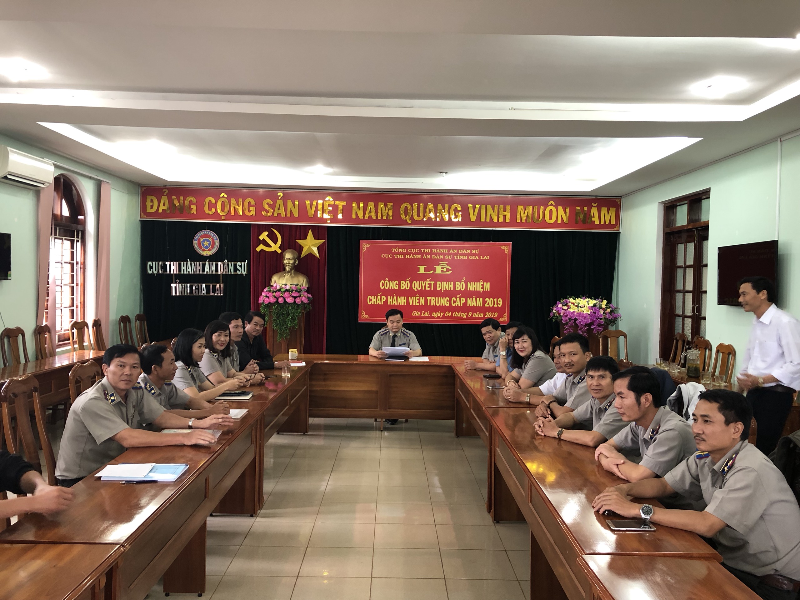 Cục THADS tỉnh Gia Lai tổ chức Lễ công bố Quyết định bổ nhiệm Chấp hành viên trung cấp