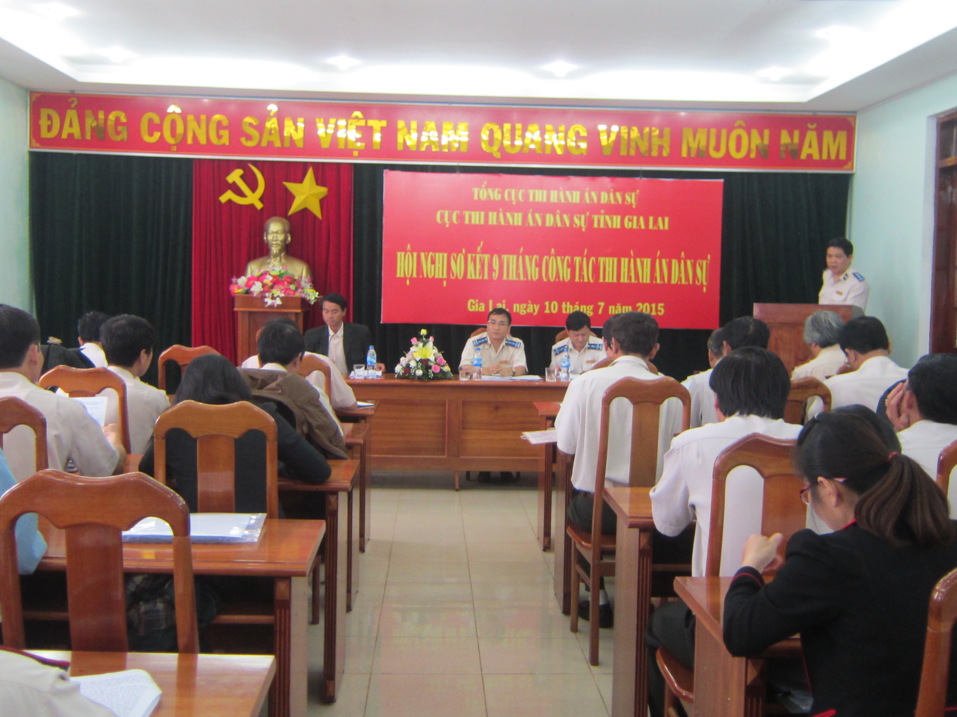 Cục Thi hành án dân sự tỉnh tổ chức Hội nghị sơ kết 9 tháng năm 2015