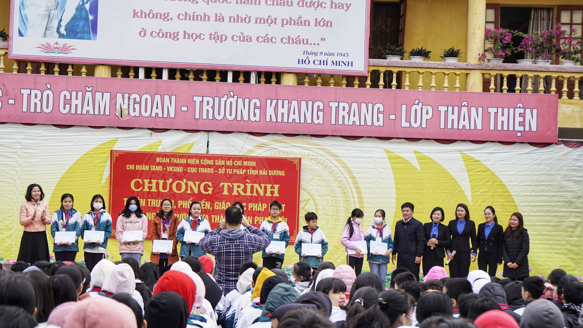 Tổ chức tuyên truyền, phổ biến, giáo dục pháp luật phòng ngừa người chưa thành niên phạm tội cho học sinh trường Trung học cơ sở (THCS) Ngọc Châu, thành phố Hải Dương.
