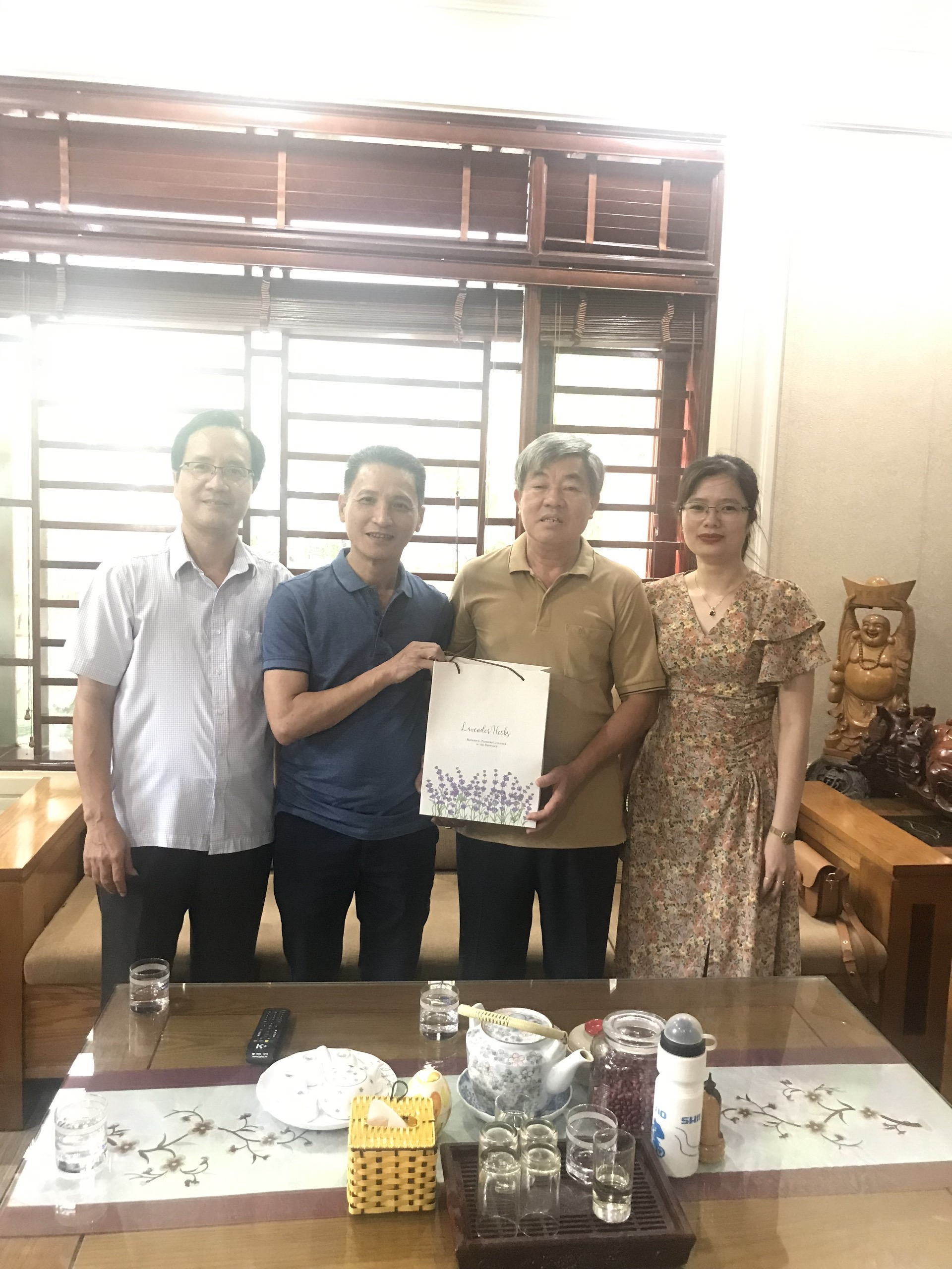 Cục Thi hành án dân sự tỉnh Hải Dương tổ chức thăm hỏi, tri ân công chức đã nghỉ hưu nhân ngày Truyền thống Thi hành án dân sự 19/7