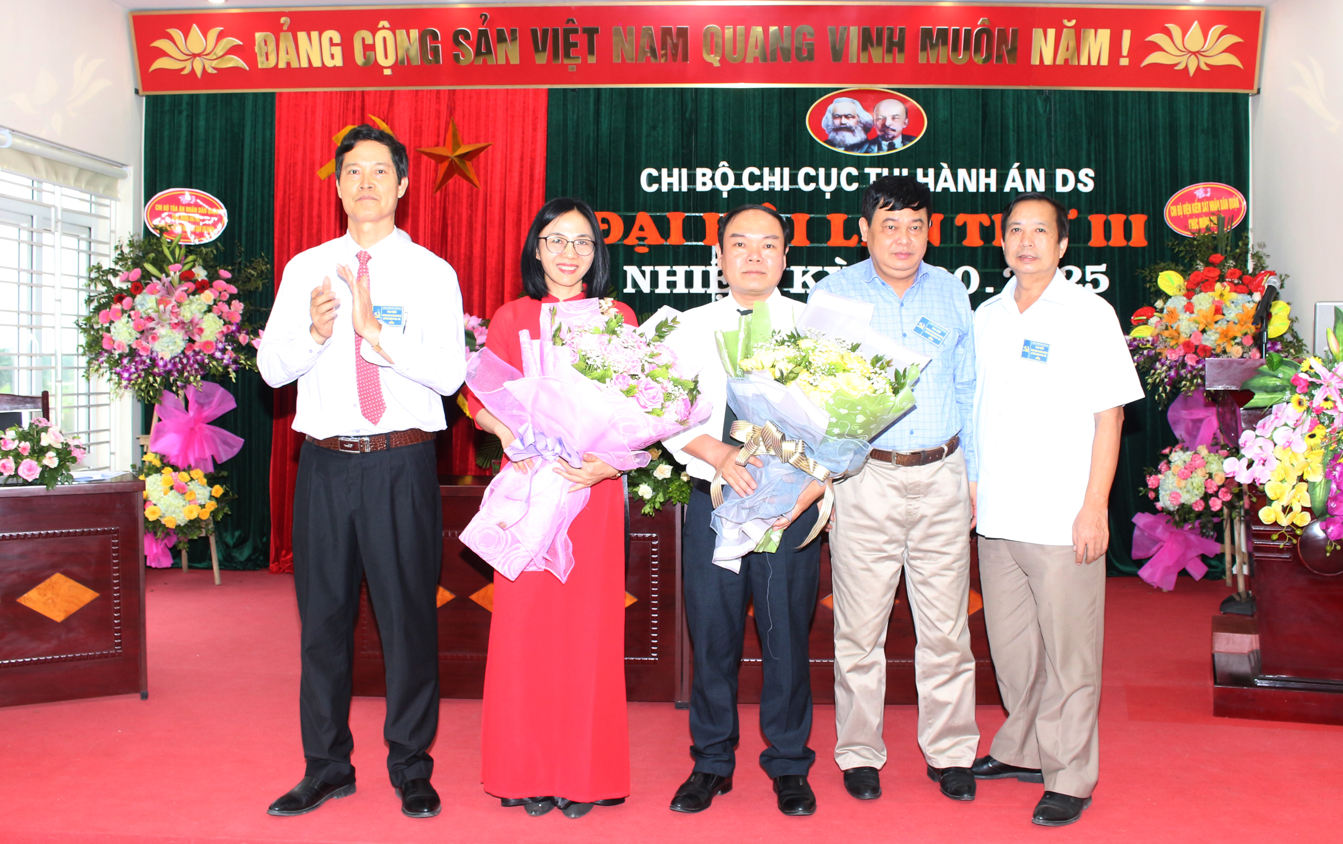 Chi bộ Chi cục Thi hành án dân sự quận Dương Kinh tổ chức Đại hội Chi bộ lần thứ III, nhiệm kỳ 2020- 2025