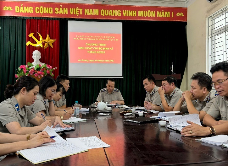Chi bộ Phòng Thi hành án dân sự khu vực 2- Hải Phòng tiếp tục đổi mới và nâng cao chất lượng sinh hoạt Chi bộ trong giai đoạn mới