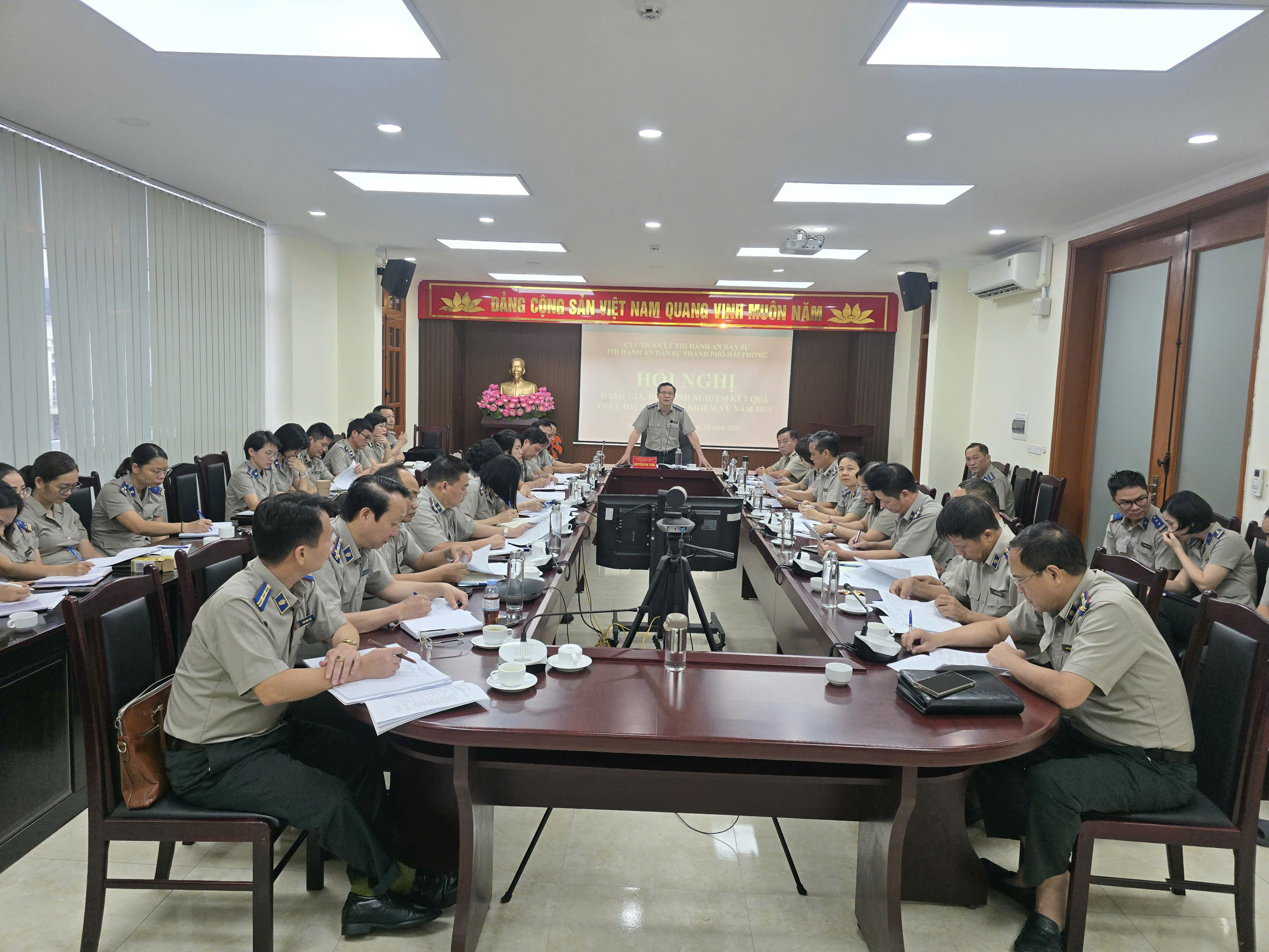 Thi hành án dân sự thành phố Hải Phòng tổ chức Hội nghị đánh giá, rút kinh nghiệm kết quả thực hiện chỉ tiêu, nhiệm vụ công tác 2025