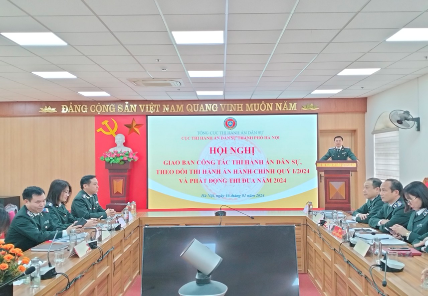 Cục Thi hành án dân sự (THADS) thành phố Hà Nội tổ chức Hội nghị giao ban công tác THADS, theo dõi thi hành án hành chính (THAHC) Quý I/2024 và tổ chức phát động thi đua năm 2024