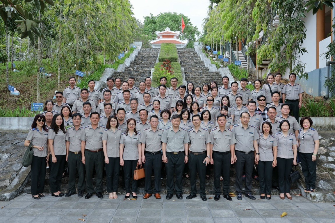Hoạt động “Về nguồn” đầy ý nghĩa của Cục Thi hành án dân sự thành phố Hà Nội hướng tới kỷ niệm 77 năm ngày truyền thống Thi hành án dân sự (19/7/1946 – 19/7/2023) và 30 năm chuyển giao công tác Thi hành án dân sự (1993-2023)