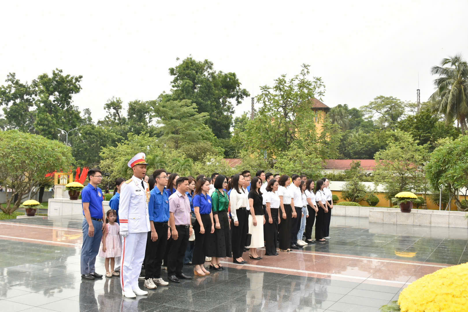 THI HÀNH ÁN DÂN SỰ THÀNH PHỐ HÀ NỘI TỔ CHỨC LỄ DÂNG HƯƠNG TƯỞNG NIỆM CÁC ANH HÙNG LIỆT SỸ NHÂN KỶ NIỆM 78 NĂM NGÀY THƯƠNG BINH LIỆT SỸ (27/7/1947 – 27/7/2025)