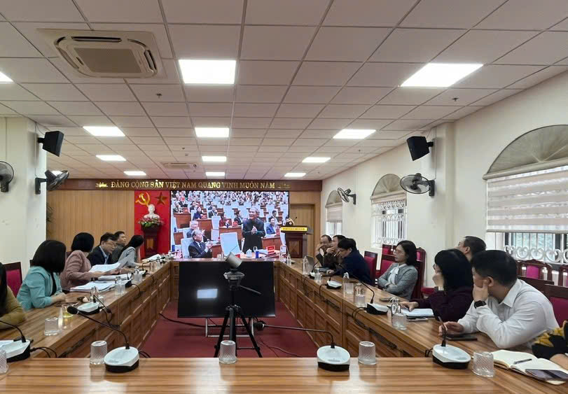 ĐẢNG BỘ THI HÀNH ÁN DÂN SỰ THÀNH PHỐ HÀ NỘI NGHIÊM TÚC TỔ CHỨC HỌC TẬP, QUÁN TRIỆT VÀ TRIỂN KHAI THỰC HIỆN NGHỊ QUYẾT ĐẠI HỘI XIV CỦA ĐẢNG