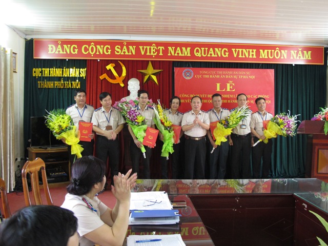Lễ trao Quyết định bổ nhiệm lãnh đạo các phòng chuyên môn thuộc Cục và Chi cục Thi hành án dân sự các quận Đống Đa, thành phố Hà Nội