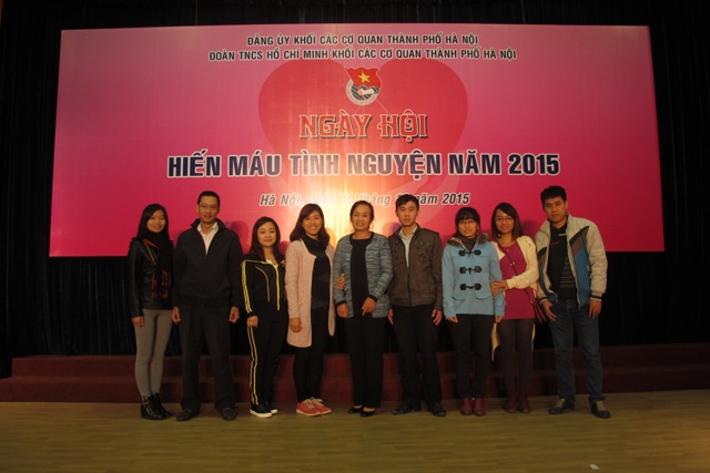 Cán bộ, công chức Cục Thi hành án dân sự thành phố Hà Nội tham gia  “Hiến máu nhân đạo 2015”