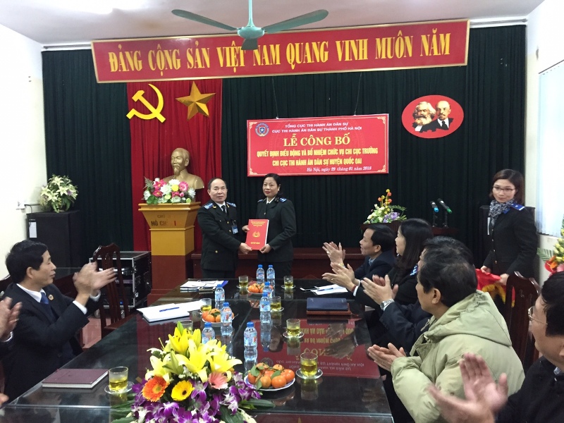Lễ công bố Quyết định điều động, bổ nhiệm Chi cục trưởng Chi cục Thi hành án dân sự huyện Quốc Oai, thành phố Hà Nội