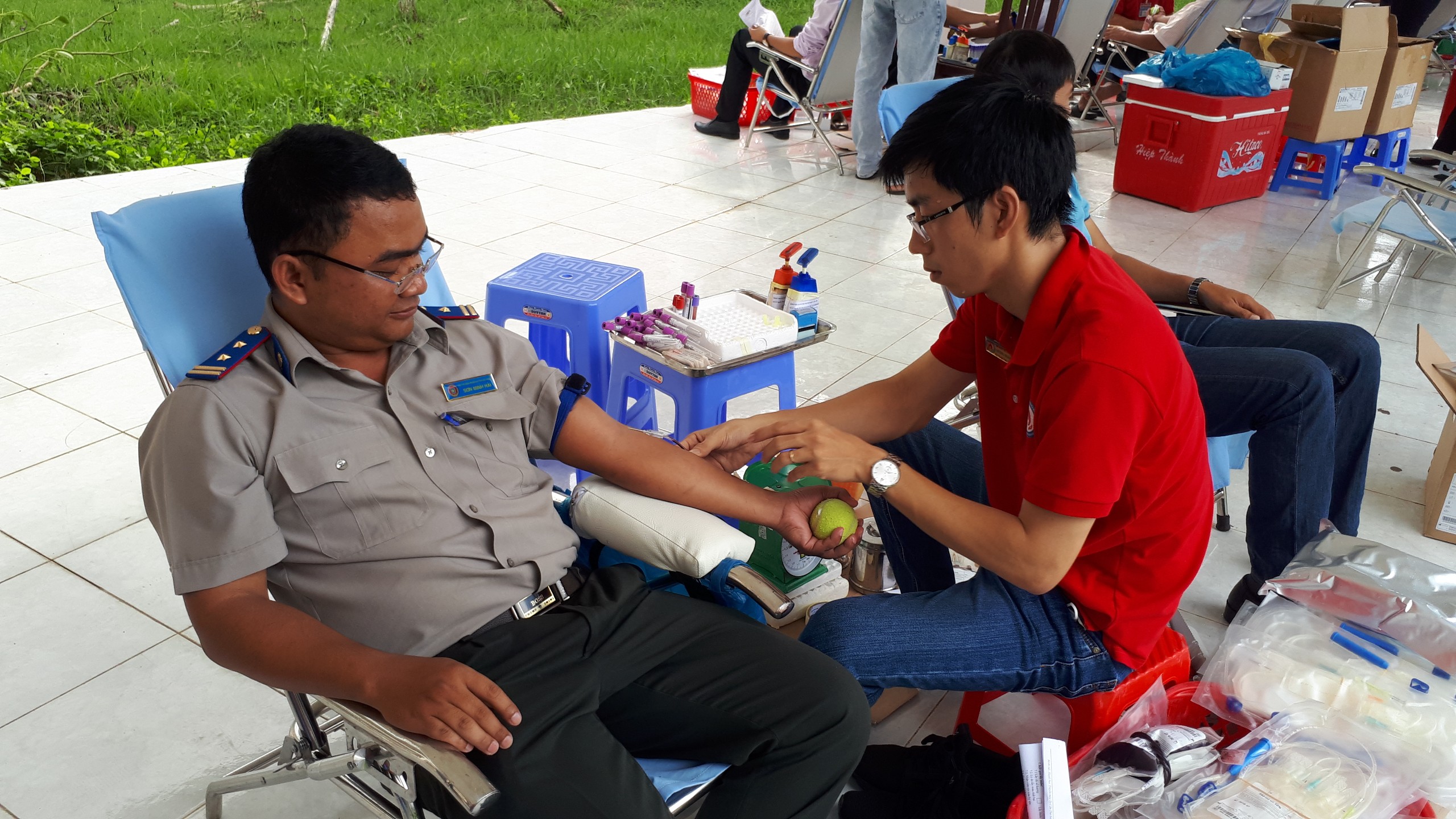 Công đoàn viên tham gia hiến máu nhân đạo, một nghĩa cử cao đẹp