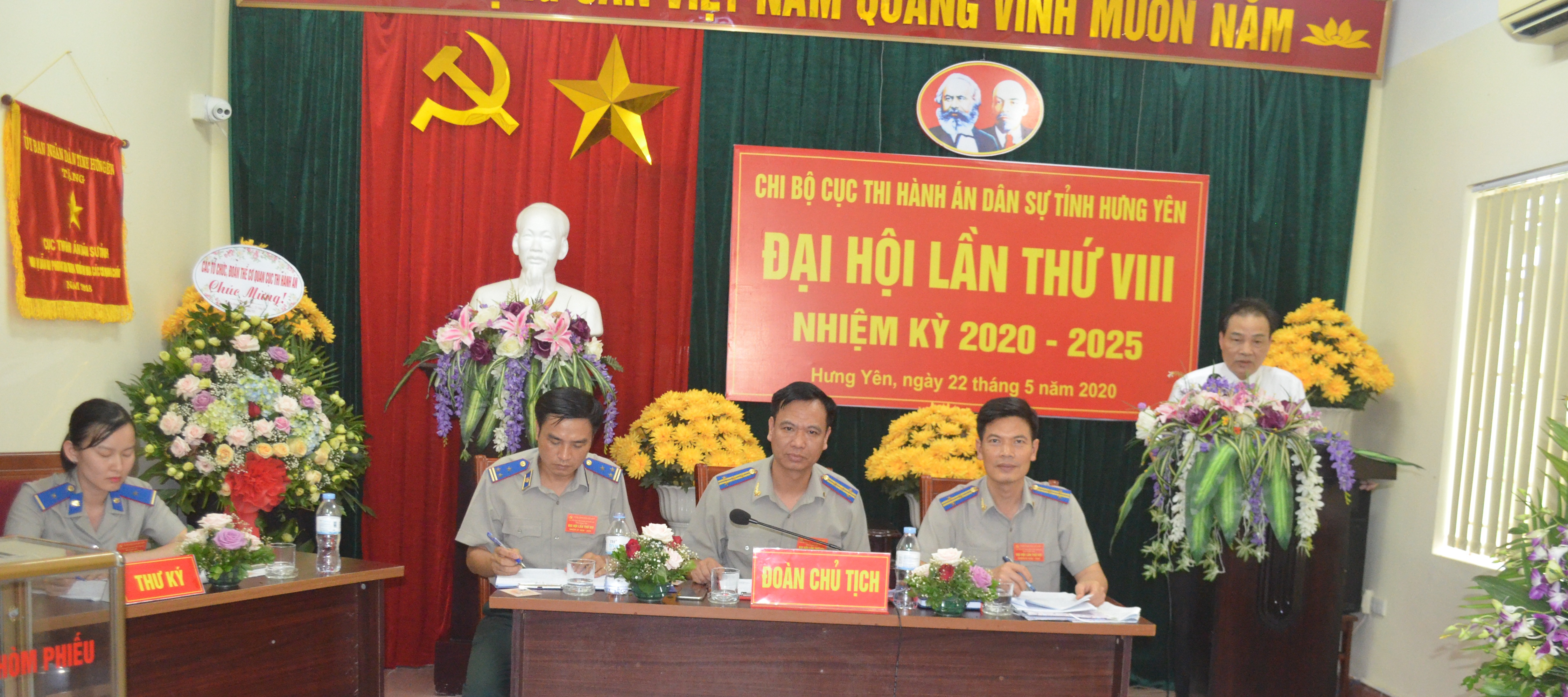 Chi bộ Cục Thi hành án dân sự tỉnh Hưng Yên tổ chức thành công Đại hội Chi bộ lần thứ VIII, nhiệm kỳ 2020-2025