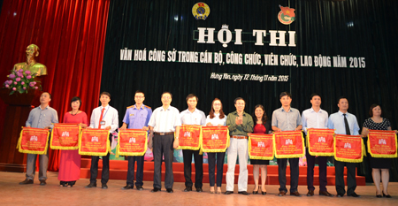 Công đoàn Cục Thi hành án dân sự tỉnh Hưng Yên tham gia Hội thi Văn hóa công sở trong cán bộ, công chức, viên chức, lao động năm 2015