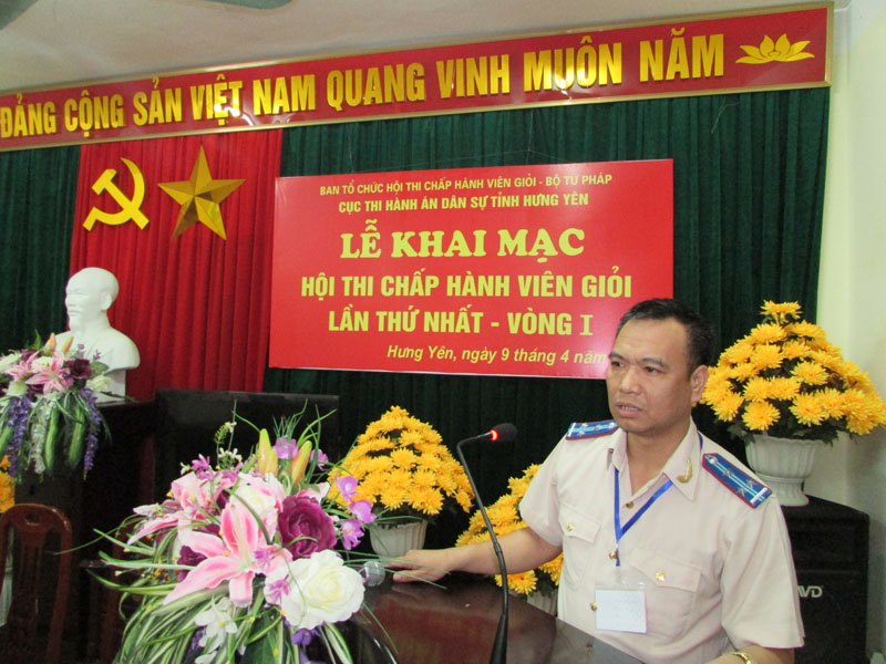 Cục Thi hành án dân sự tỉnh Hưng Yên tổ chức Hội thi Chấp hành viên giỏi vòng 1 năm 2016.