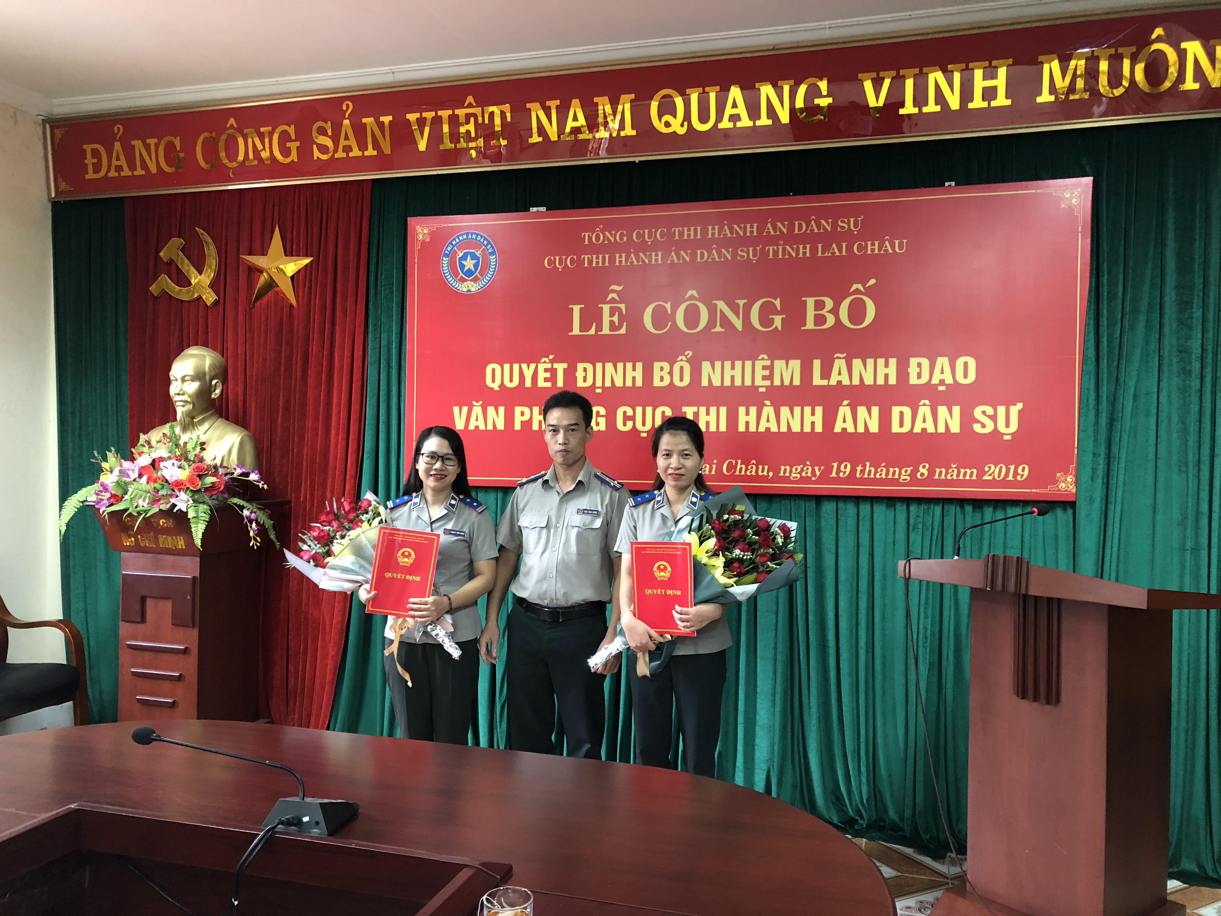 Cục Thi hành án dân sự tỉnh Lai Châu tổ chức Lễ công bố Quyết định  bổ nhiệm lại Chánh Văn phòng và bổ nhiệm Phó chánh Văn phòng Cục