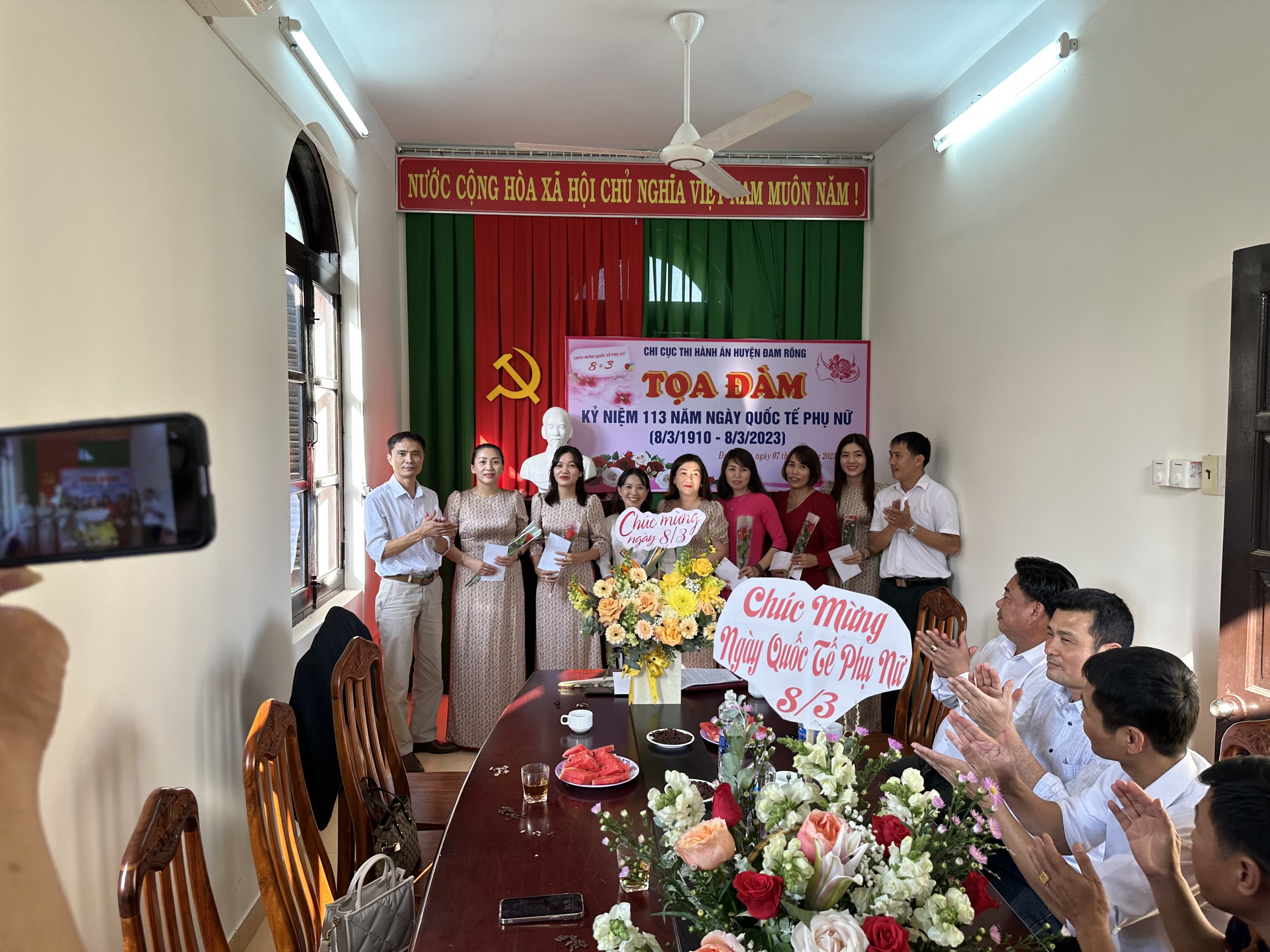 Chi cục thi hành án dân sự huyện Lâm Hà, Đam Rông Kỷ niệm 113 năm Ngày Quốc tế Phụ nữ.