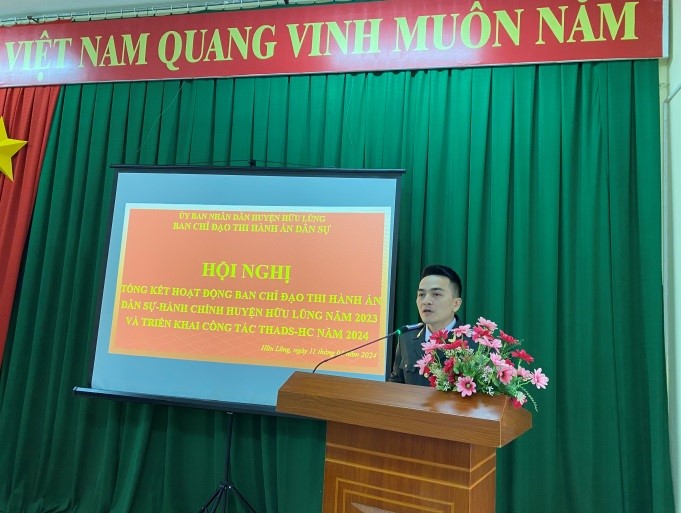 Ông Lê Văn Cường, Phó Cục trưởng Cục THADS tỉnh Lạng Sơn phát biểu tại Hội nghị