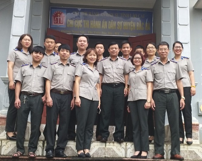 Đoàn công tác Cục Thi hành án dân sự tỉnh Lào Cai làm việc với Lãnh đạo huyện và Chi cục Thi hành án dân sự huyện Bắc Hà