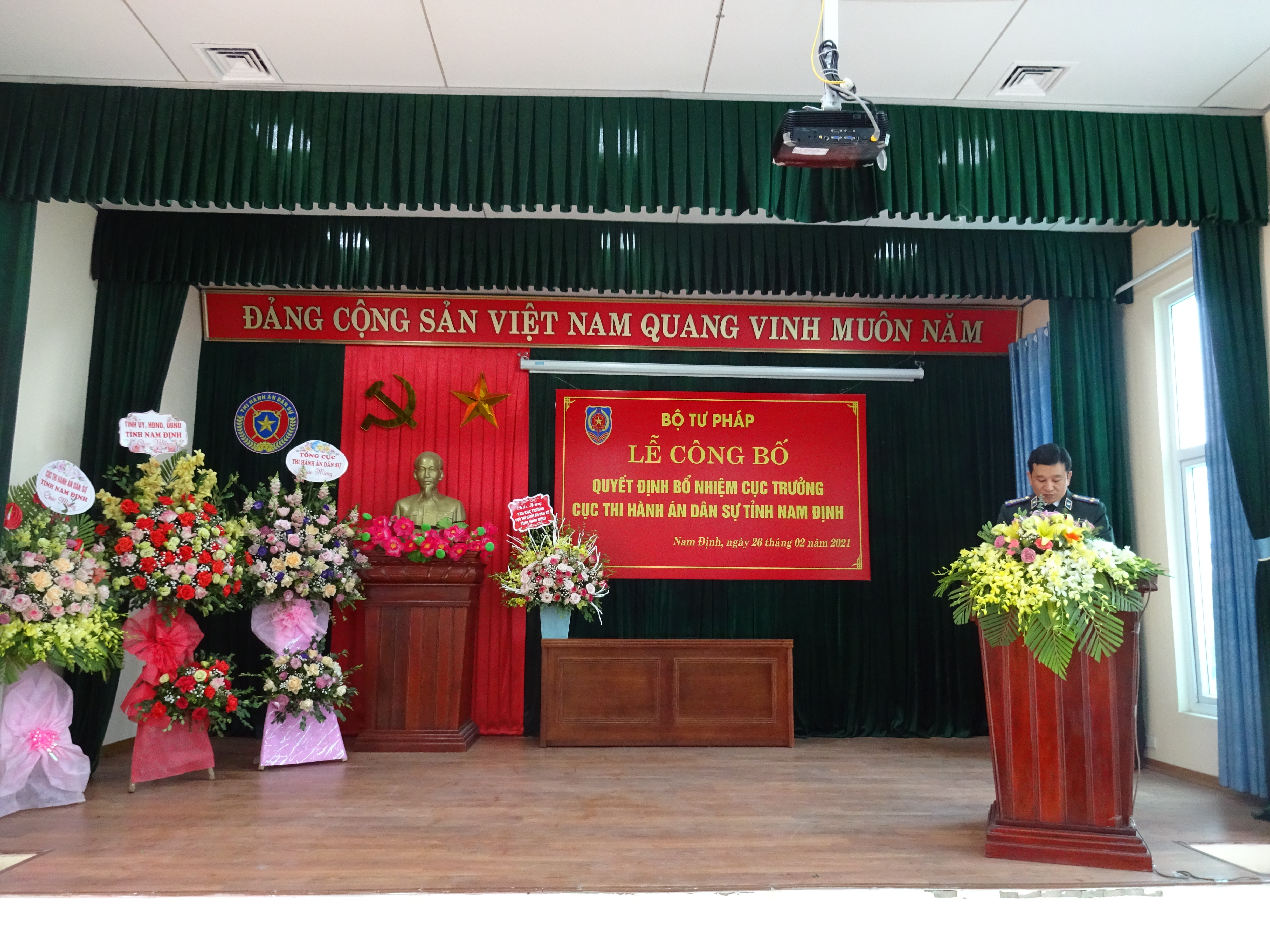 Lễ công bố và trao Quyết định Cục trưởng Cục Thi hành án dân sự tỉnh Nam Định