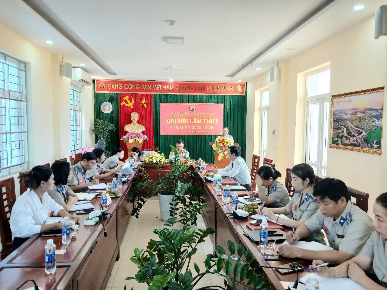 Ảnh toàn thể Đại hội