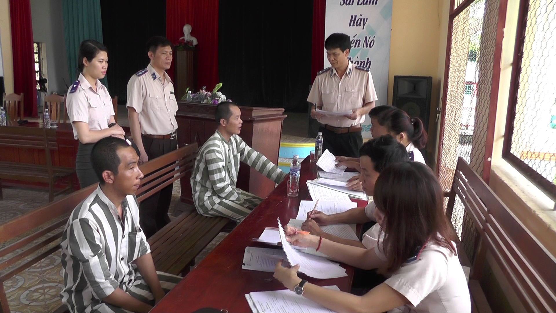 Cục Thi hành án dân sự tỉnh Nghệ An báo công dâng Bác