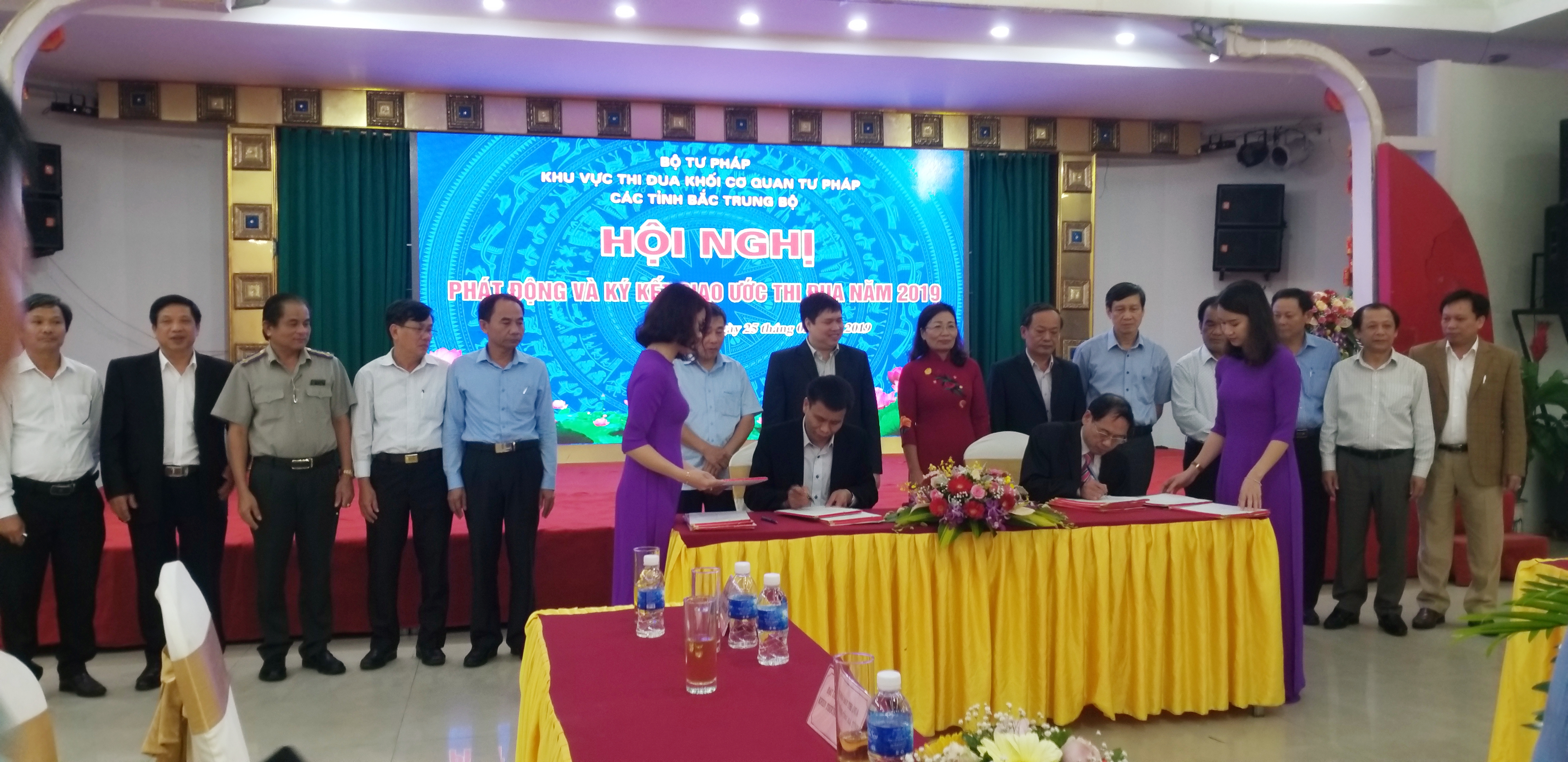 Cục Thi hành án dân sự tỉnh Nghệ An tham gia Hội nghị phát động và ký kết Giao ước thi đua năm 2019 của Khu vực thi đua Khối cơ quan Tư pháp các tỉnh Bắc Trung Bộ