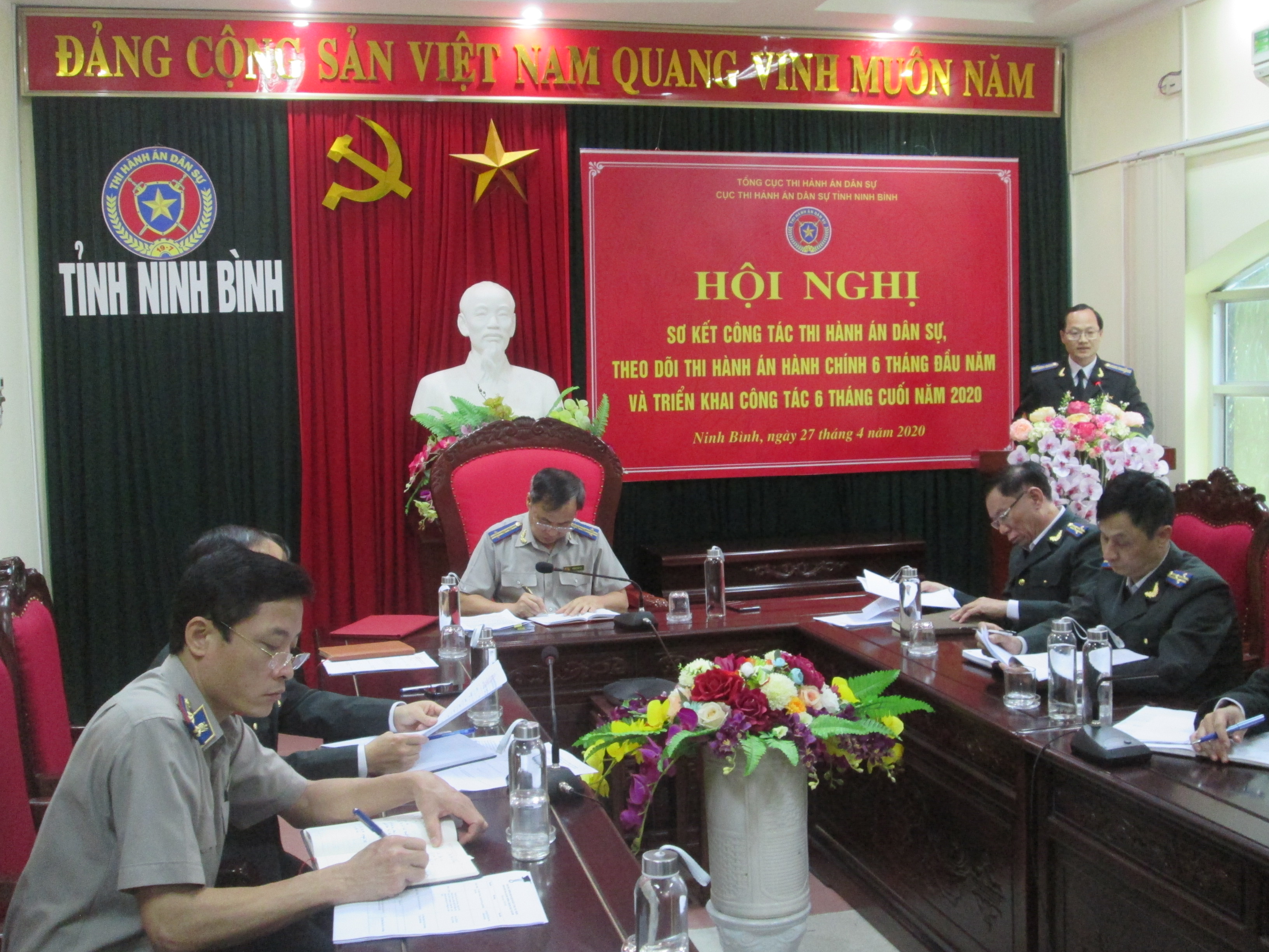 Cục Thi hành án dân sự tỉnh Ninh Bình  tổ chức Hội nghị Giao ban công tác thi hành án dân sự, hành chính 11 tháng năm 2019.