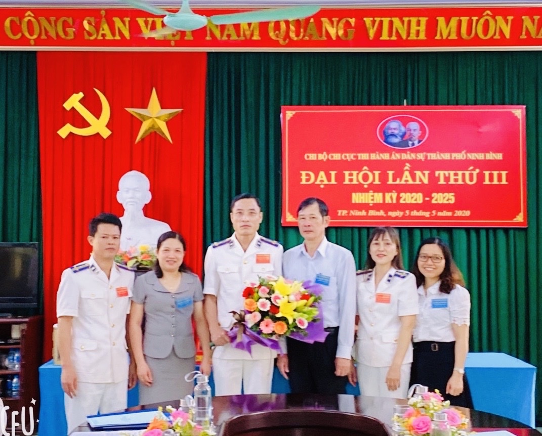 Chi cục Thi hành án dân sự thành phố Ninh Bình tổ chức thành công Đại hội Chi bộ nhiệm kỳ 2020-2025