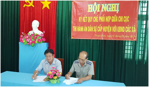Hội nghị ký kết Quy chế phối hợp giữa Chi cục THADS huyện Thuận Nam với UBND các xã