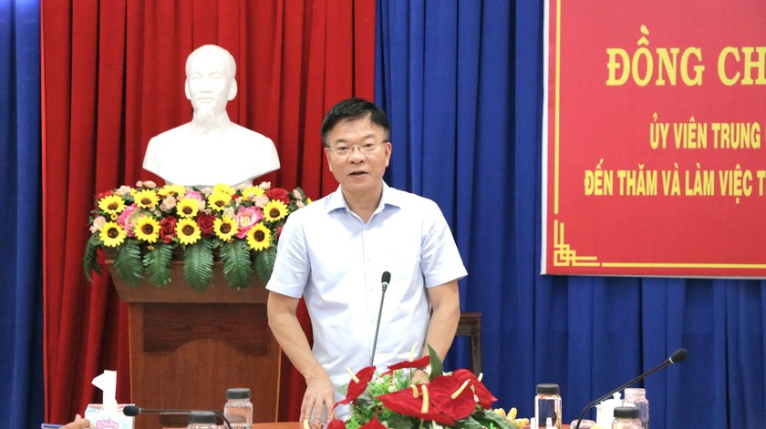 Bộ trưởng Bộ Tư pháp Lê Thành Long làm việc với Cục THADS tỉnh Ninh Thuận