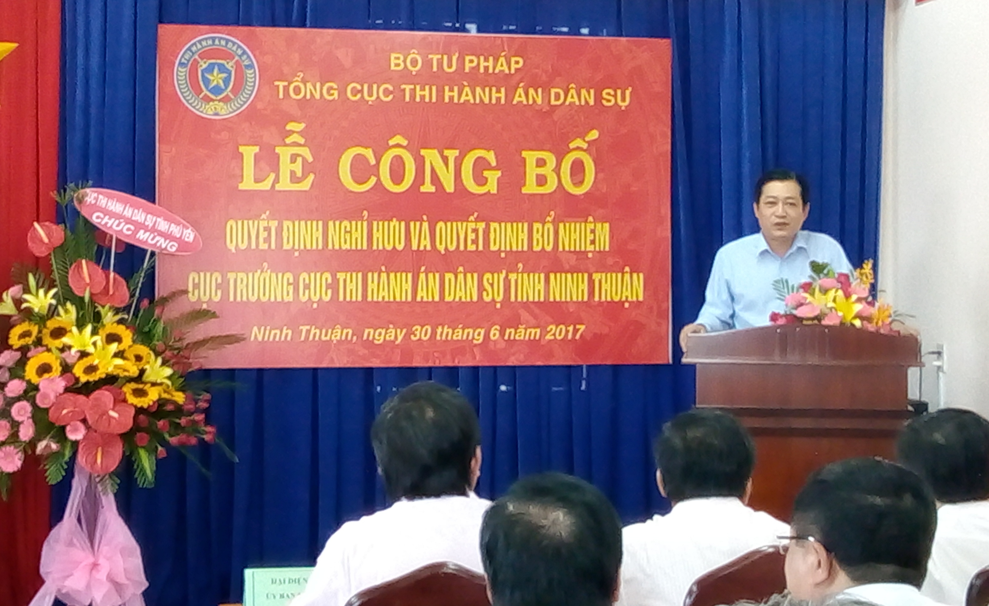 Lễ Công bố Quyết định nghỉ hưu và Quyết định bổ nhiệm Cục trưởng Cục Thi hành án dân sự tỉnh Ninh Thuận