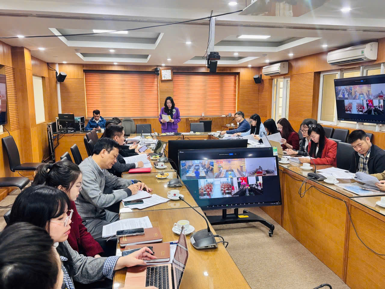 Họp Tổ soạn thảo xây dựng Thông tư quy định về giao nhận, bảo quản, xử lý vật chứng, tài sản tạm giữ trong Thi hành án dân sự