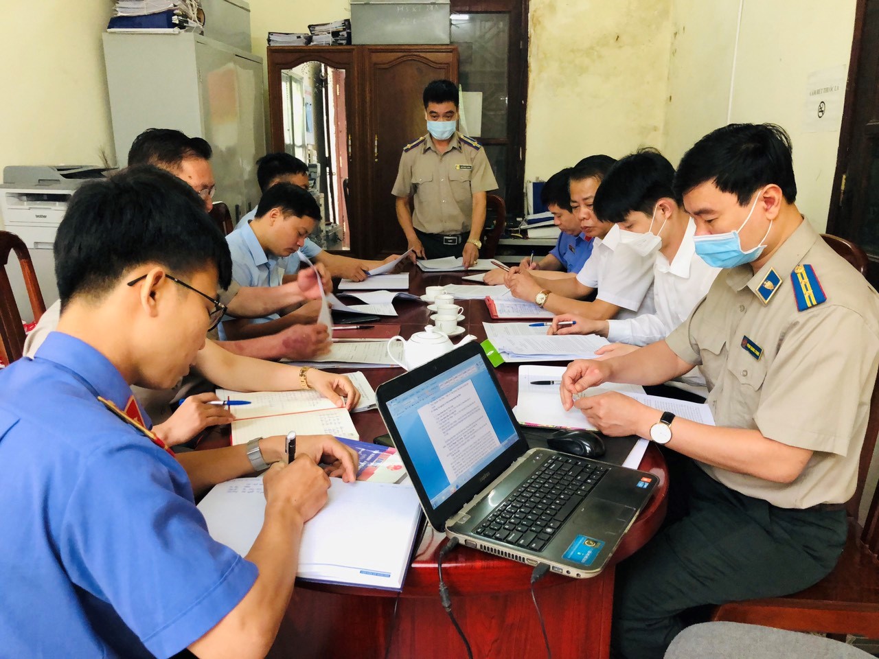 Chi cục Thi hành án dân sự huyện Hạ Hòa tổ chức hội nghị liên ngành