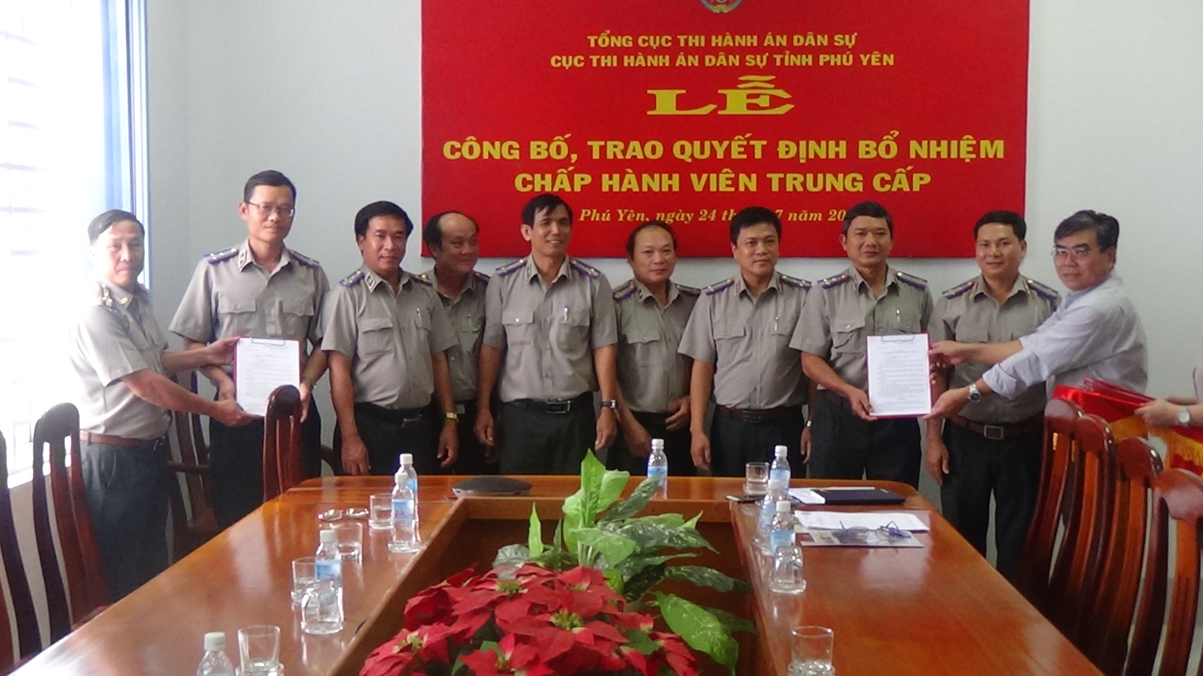 Cục THADS tỉnh Phú Yên: Tổ chức Lễ trao quyết định bổ nhiệm Chấp hành viên trung cấp