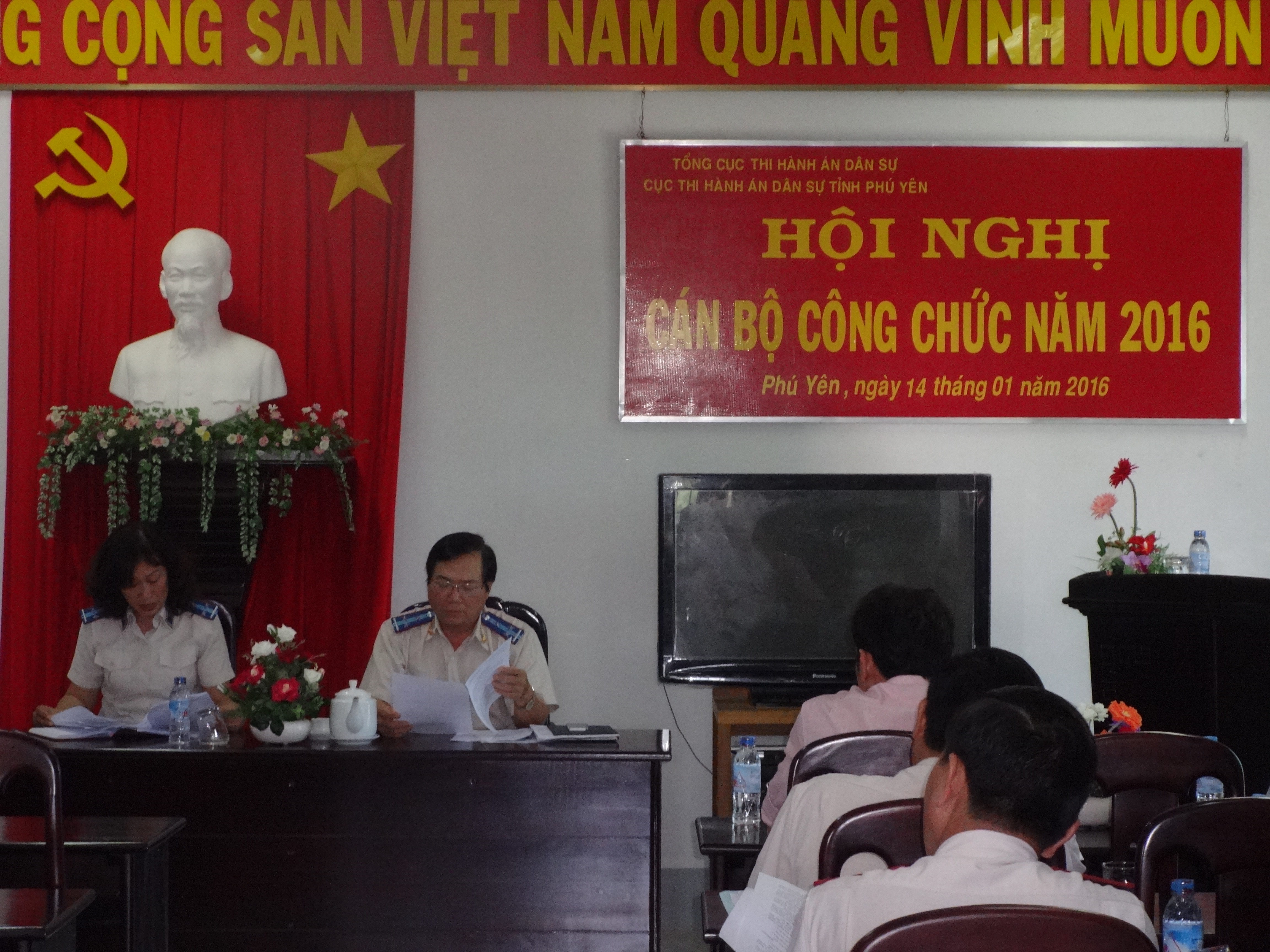 Cục Thi hành án dân sự tỉnh Phú Yên tổ chức Hội nghị cán bộ, công chức năm 2016