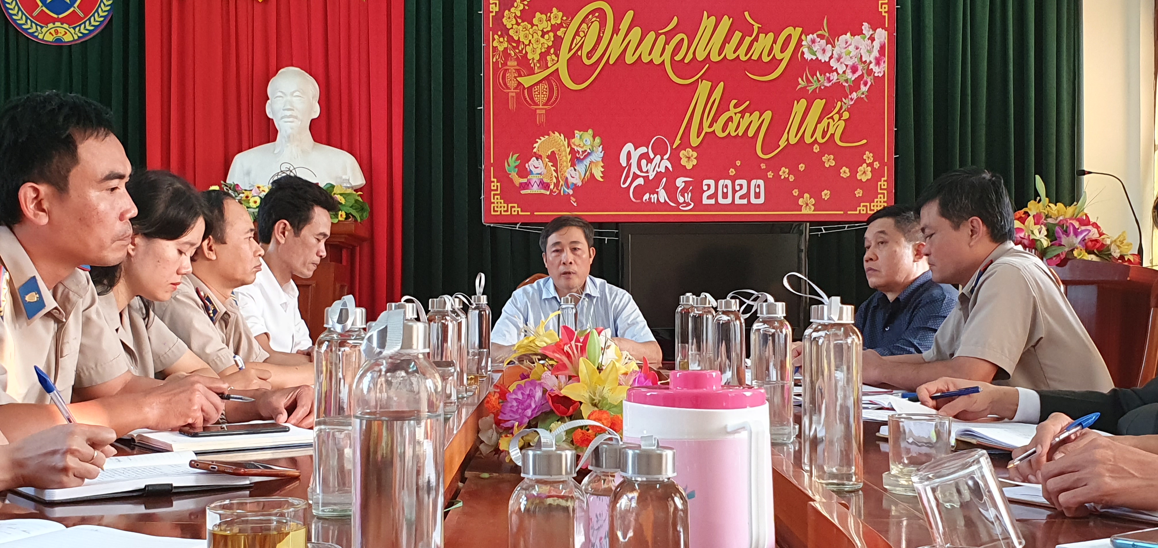 Cục trưởng Cục THADS tỉnh Quảng Bình làm việc với  Chi cục Thi hành án dân sự huyện Lệ Thủy