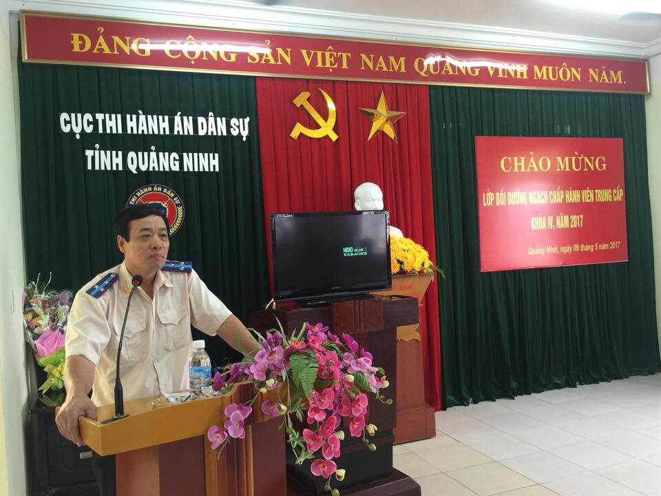 Lớp Bồi dưỡng ngạch Chấp hành viên trung cấp khóa IV - Học viện Tư pháp làm việc với Cục Thi hành án dân sự tỉnh Quảng Ninh