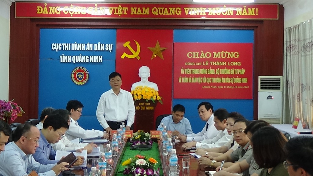 Bộ trưởng Bộ Tư pháp Lê Thành Long làm việc với Cục Thi hành án dân sự tỉnh Quảng Ninh