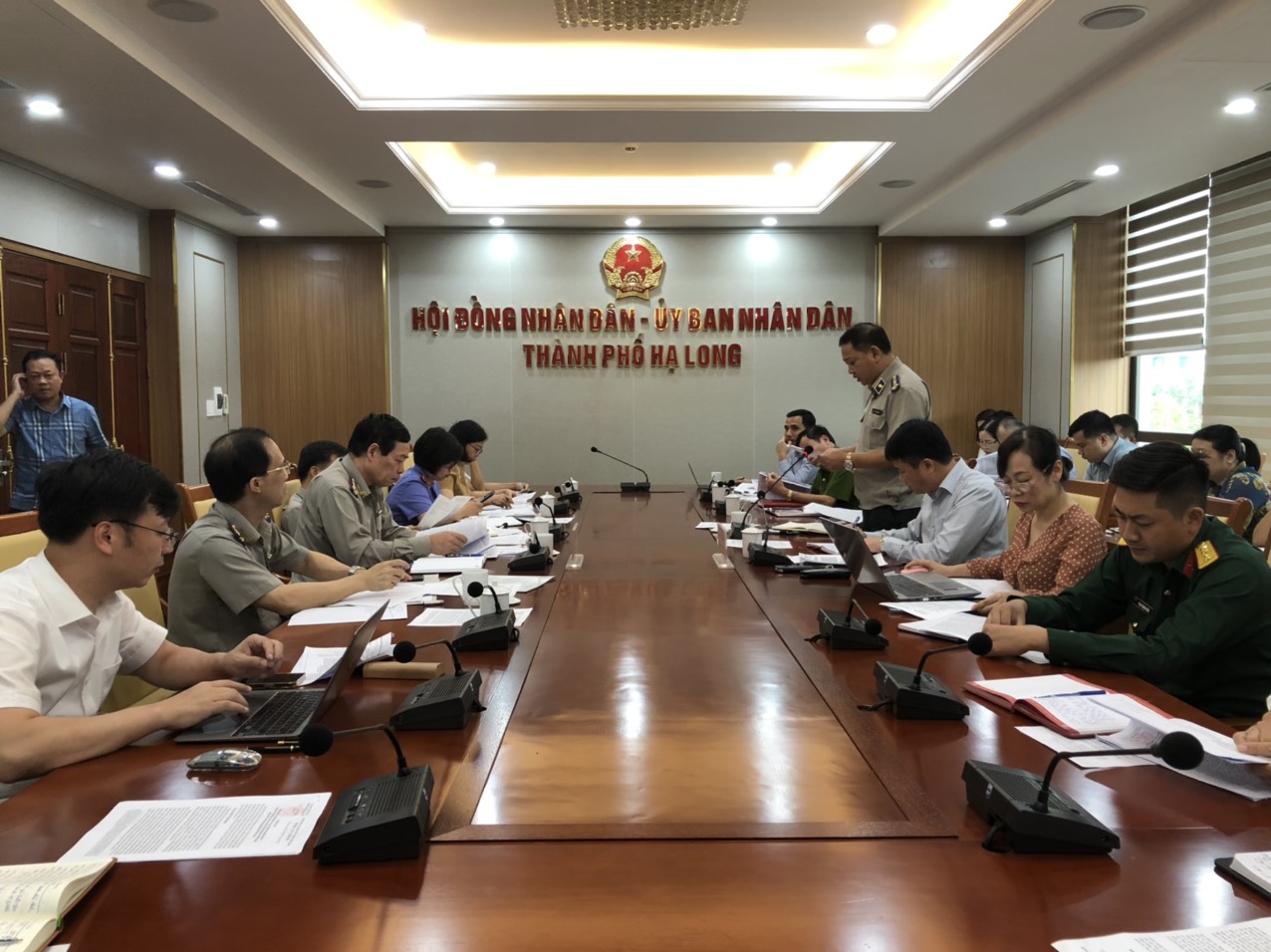 Ban chỉ đạo THADS tỉnh Quảng Ninh làm việc với UBND và Ban Chỉ đạo THADS thành phố Hạ Long về việc chấp hành các quy định của pháp luật trong công tác thi hành án dân sự, theo dõi thi hành án hành chính.