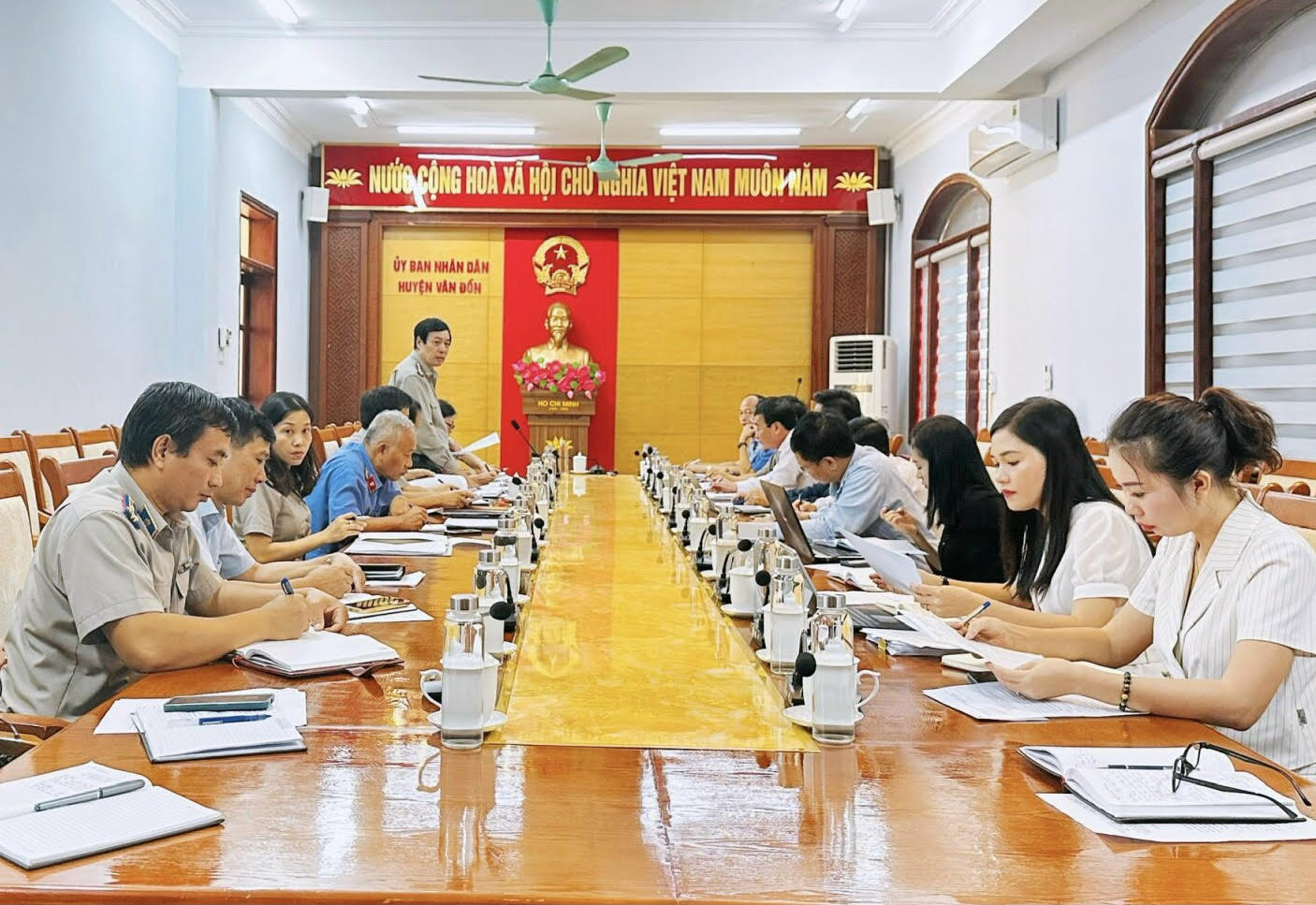 Ban chỉ đạo Thi hành án dân tỉnh Quảng Ninh làm việc với UBND và Ban Chỉ đạo thi hành án dân sự huyện Vân Đồn