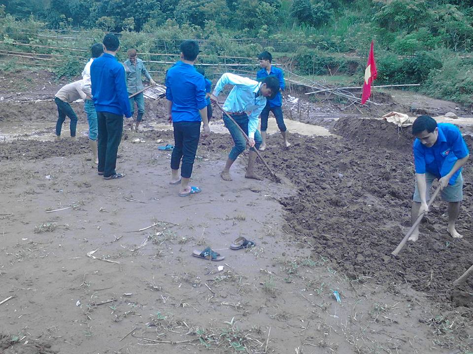 Đoàn thanh niên Cục Thi hành án dân sự tỉnh Sơn La chung tay xây dựng nông thôn mới 6