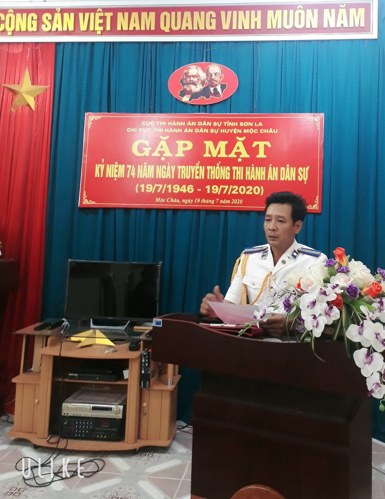 Chi cục Thi hành án dân sự huyện Mộc Châu tổ chức họp mặt Kỷ niệm 74 năm Ngày truyền thống Thi hành án dân sự (19/7/1946-19/7/2020)