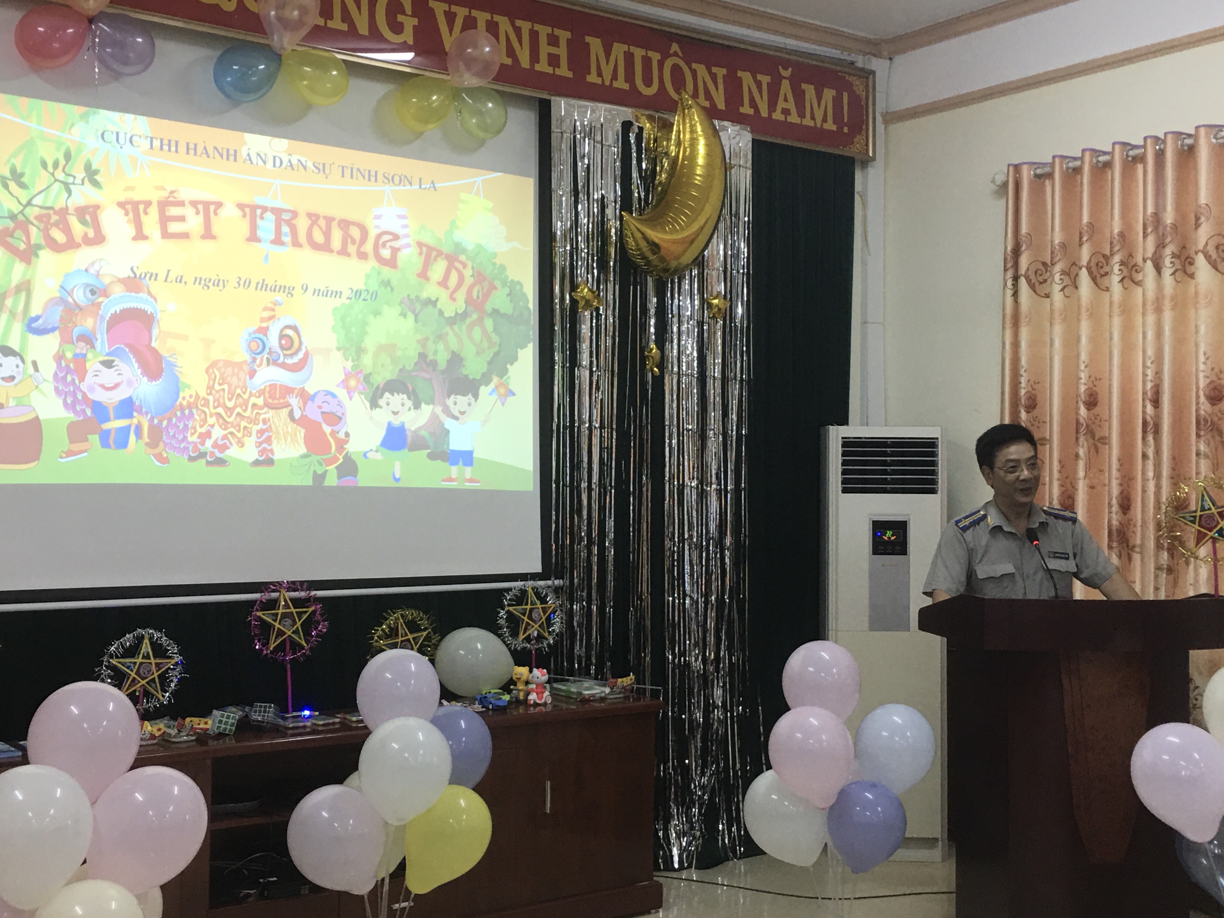 Tổ chức “Vui Tết Trung thu” cho con em công chức và người lao động Cục Thi hành án dân sự tỉnh Sơn La