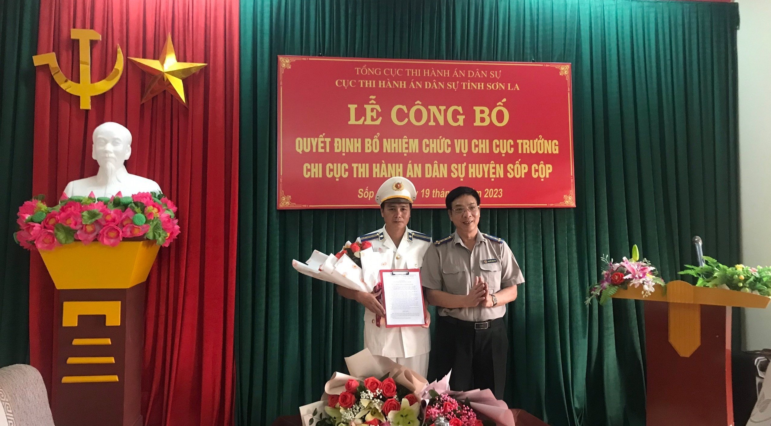 Lễ công bố và trao Quyết định bổ nhiệm Chi cục trưởng Chi cục Thi hành án dân sự huyện Sốp Cộp, tỉnh Sơn La