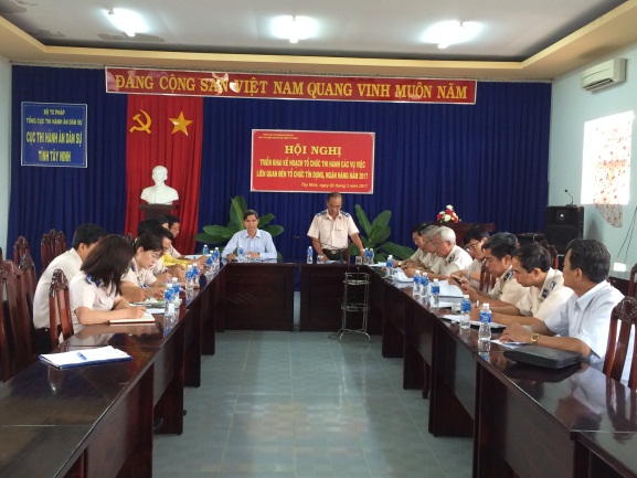 Cục THADS tỉnh Tây Ninh triển khai kế hoạch tổ chức thi hành các vụ việc liên quan tổ chức tín dụng, ngân hàng năm 2017