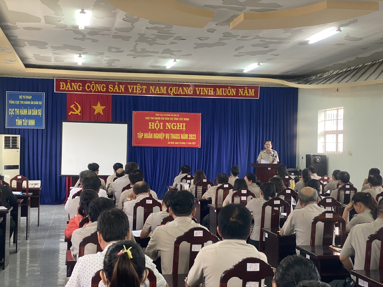Cục Thi hành án dân sự tỉnh Tây Ninh quán triệt, triển khai thực hiện Quy định số 132-QĐ/TW ngày 27/10/2023 của Bộ Chính trị