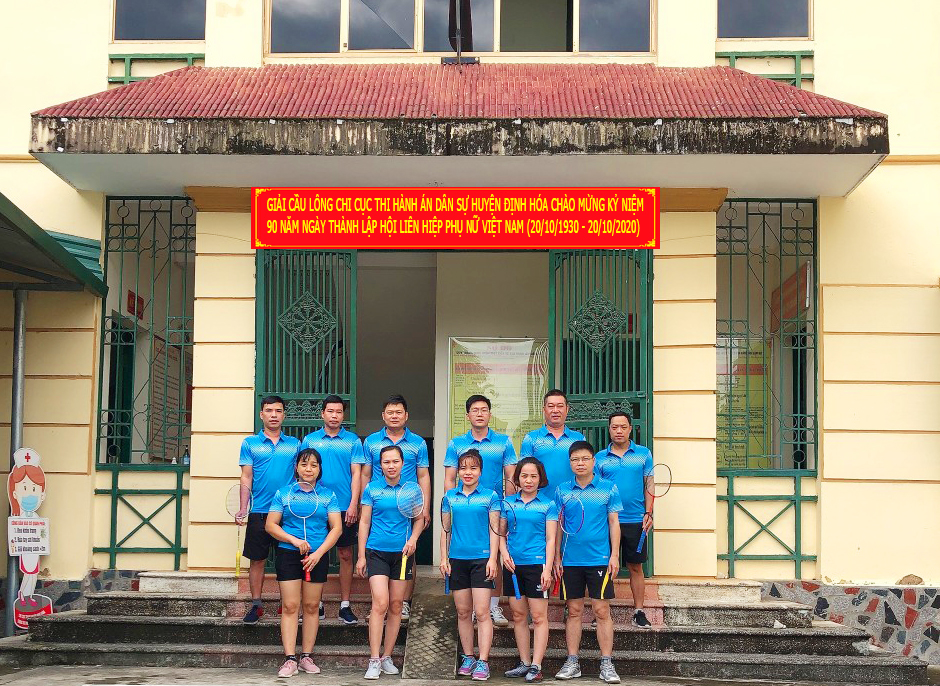 Chi cục THADS huyện Định Hóa tổ chức giải cầu lông kỷ niệm 90 năm ngày thành lập Hội liên hiệp phụ nữ Việt Nam (20/10/1930 – 20/10/2020)
