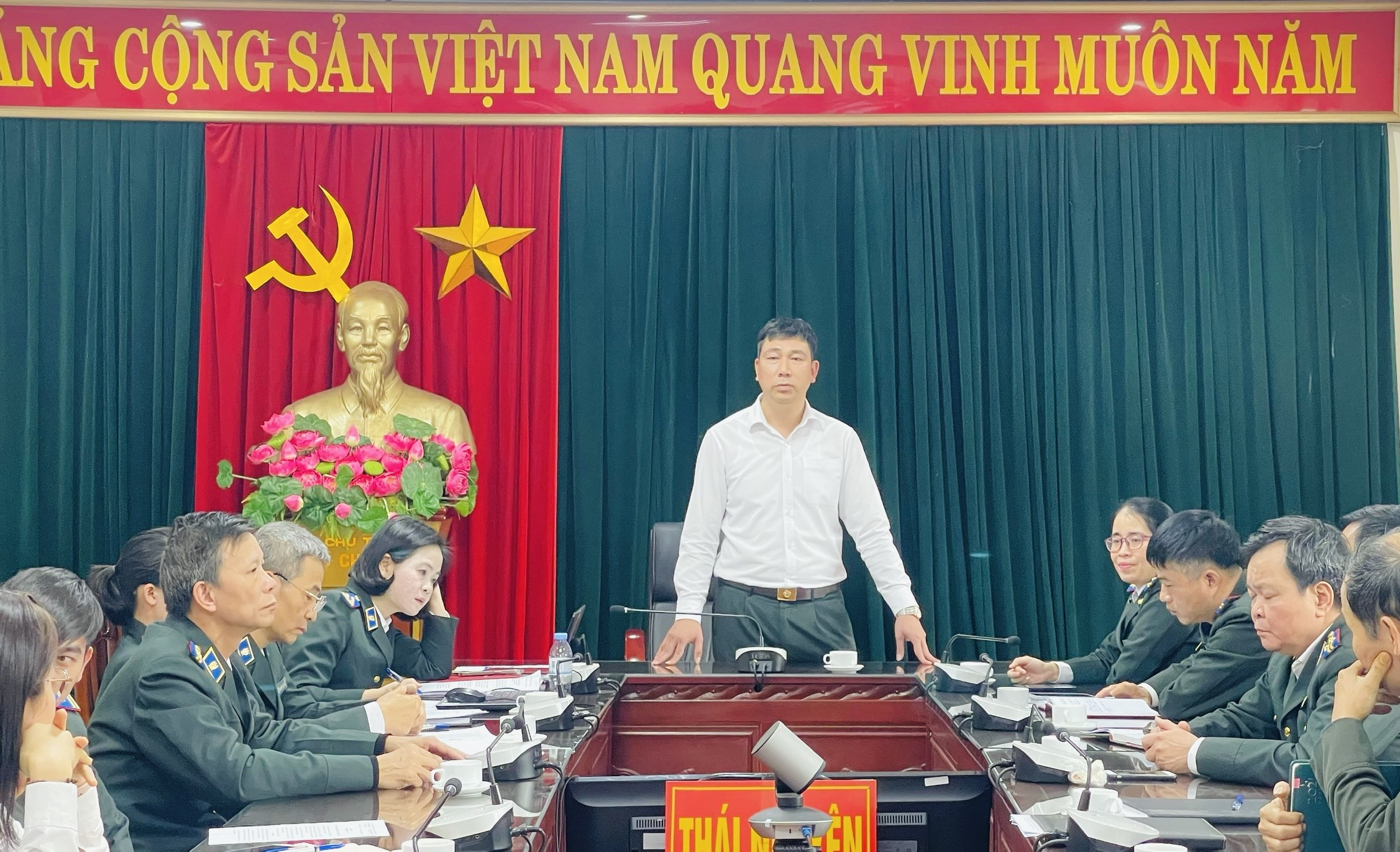 Cục Thi hành án dân sự tỉnh Thái Nguyên: Công bố Quyết định điều động công chức năm 2024