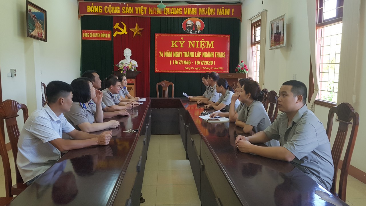 Kiểm tra công vụ tại Chi cục THADS huyện Đồng Hỷ