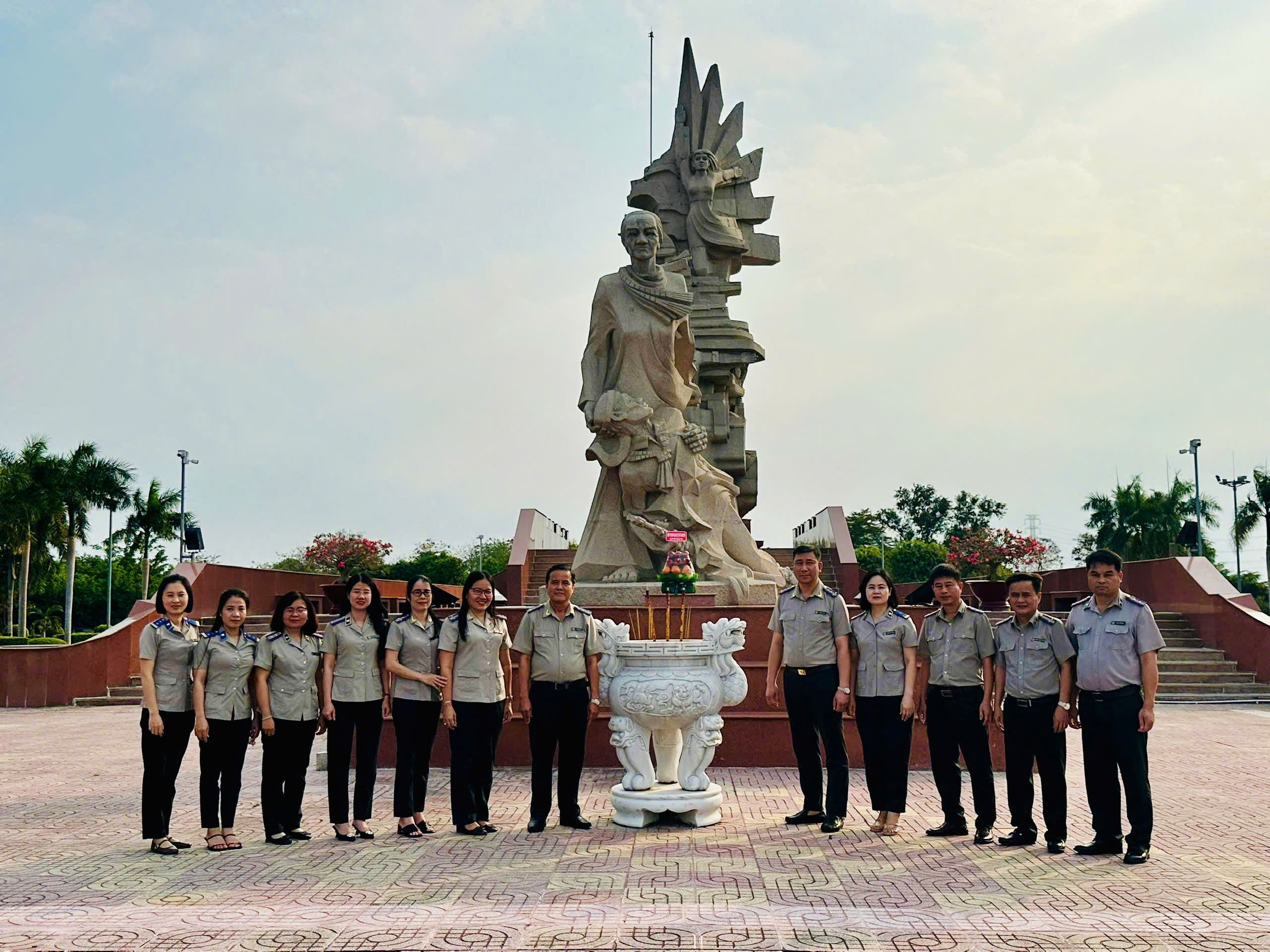 Đảng bộ Thi hành án dân sự tỉnh tỉnh Thái Nguyên: Hành trình “Về nguồn” – Hun đúc bản lĩnh, lan tỏa giá trị cách mạng trong giai đoạn mới